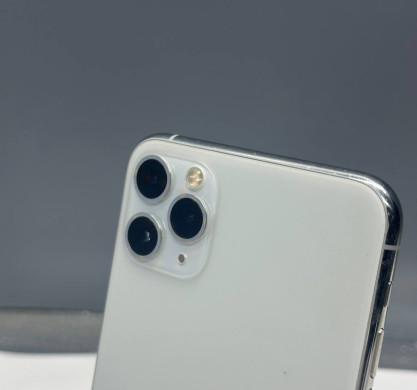 iPhone 11 Pro Max 256GB Silver 100%